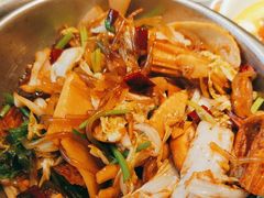 -荷花亭·湖北融合菜(中商广场店)