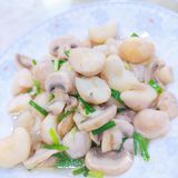 夏日家常菜|棱角蘑菇，好吃的紧