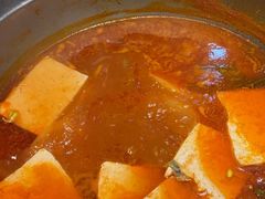 -野山舂·贵州现舂酸汤火锅(鸿通城店)