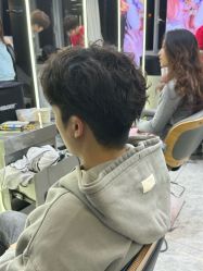 -藤野造型烫发染发