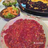 开在成都西宸天街“五年老店”的重庆老火锅