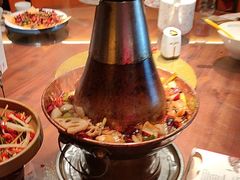 -川流不息·地道川菜·小龙虾(松东路店)