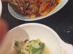 -川流不息·地道川菜·小龙虾(新松江路店)