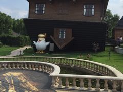 -金山农民画村-枫泾波兰倒置屋