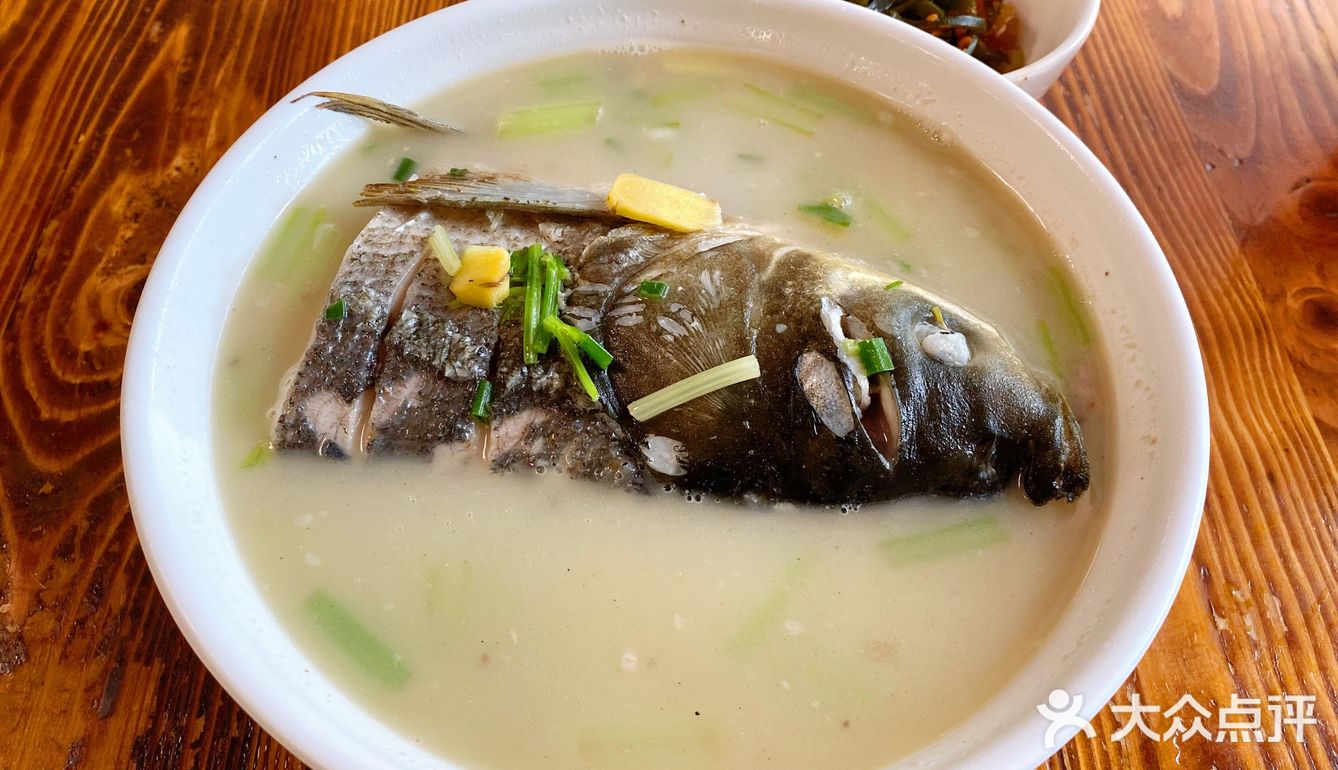 郴州烧鸡公、螺丝鸭
