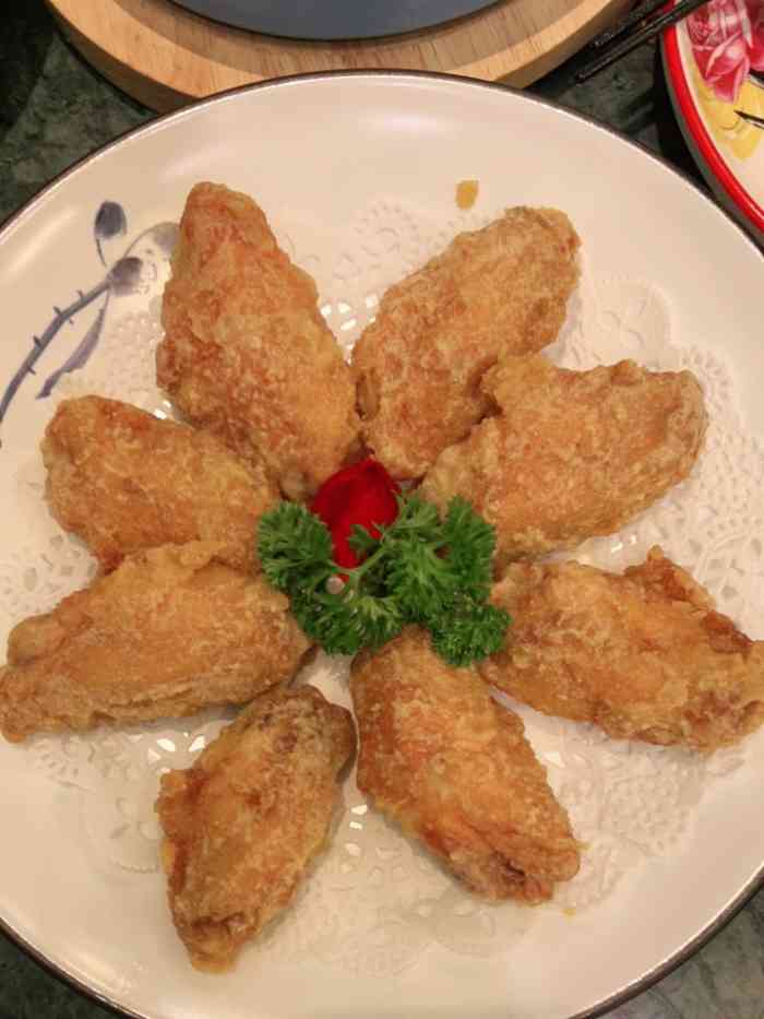 新白鹿餐厅(百联西郊店)-"一直想去,一直排队的一家店,菜品很实在,.