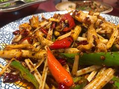 爆炒脆肠-谢老五跷脚牛肉·非遗传承店
