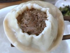 虾肉小笼-老西白点心店