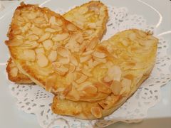 杏仁烤面包-帝皇海海鲜豆捞(桐泾商务广场店)