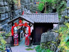 -梭布垭石林景区