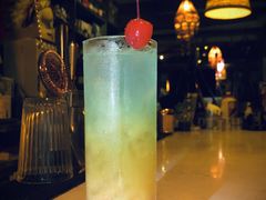 -城墙外BAR
