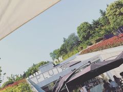 -UNI UNI(环亚凯瑟琳店)