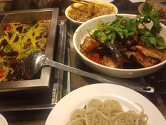 -张大胡子鱼头火锅酒楼(长益路店)