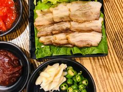 -吴草鸡爪오초닭발韩食堂(融恒盈嘉中心店)