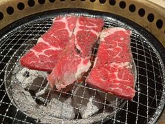 -蚂蚁洞·烤肉大营地(上海静安大悦城店)
