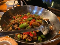 -临江餐馆二楼美食部落