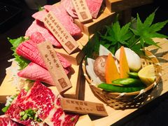 -山川小町·极番烧肉(新地假日广场店)