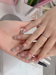 -尤米一站式美甲美睫