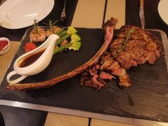 -恰餐厅及酒吧 CHAR Bar & Grill (北京丽都皇冠假日店)