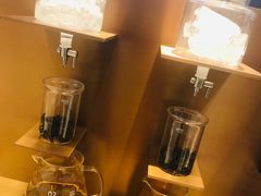 -喜茶(北京华贸购物中心店)