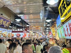 -观音桥步行街