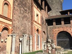 -斯福尔扎古堡
