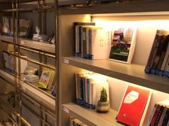 -杭州西湖湖滨银泰亚朵酒店