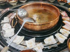 -阿山卓·野生菌火锅·纳西火塘烤肉