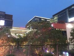 -虹桥新天地