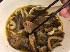 -尊品原汁牛肉面