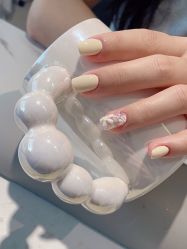 -丽心自助美甲美睫