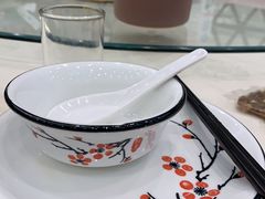 -侬佳蒸菜馆(听潮店)