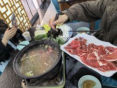 -撒拉人家.酸菜牦牛肉火锅