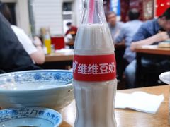 维维豆奶-门框胡同百年卤煮(新街口店)