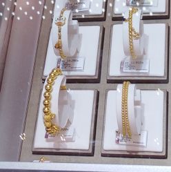 -六桂福珠宝(二百大楼店)