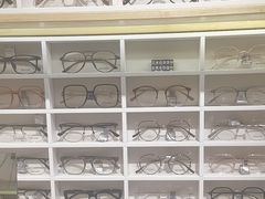 -沫芮眼镜·蔡司官方授权店(人民广场店)