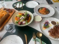 -ins森林童话餐厅coffee&bistro