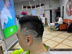 点击看大图 -秦·专注剪发