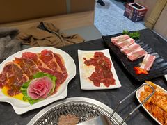 -老熟人烤肉城(马家堡店)