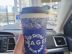 -霸王茶姬(上海静安大悦城店)