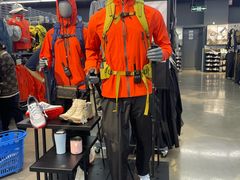 -迪卡侬(大英山店)