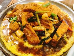 -巷子里小酒馆(繁荣路店)