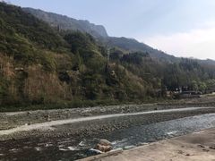 -虹都水岸酒店