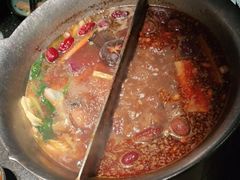 -湊湊火锅·茶憩(新中关购物中心店)