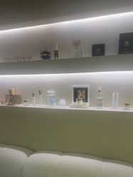 -VALMONT·若嫚蝶国际美肤中心
