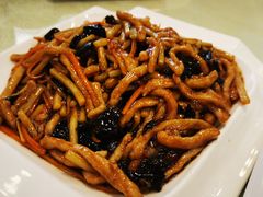鱼香肉丝-东四民芳餐厅(世茂工三店)