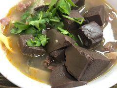 -春雨羊汤店(广开四马路总店)