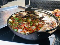 -何师烧烤·香辣蟹·川菜·30年老品牌(太古里旗舰店)