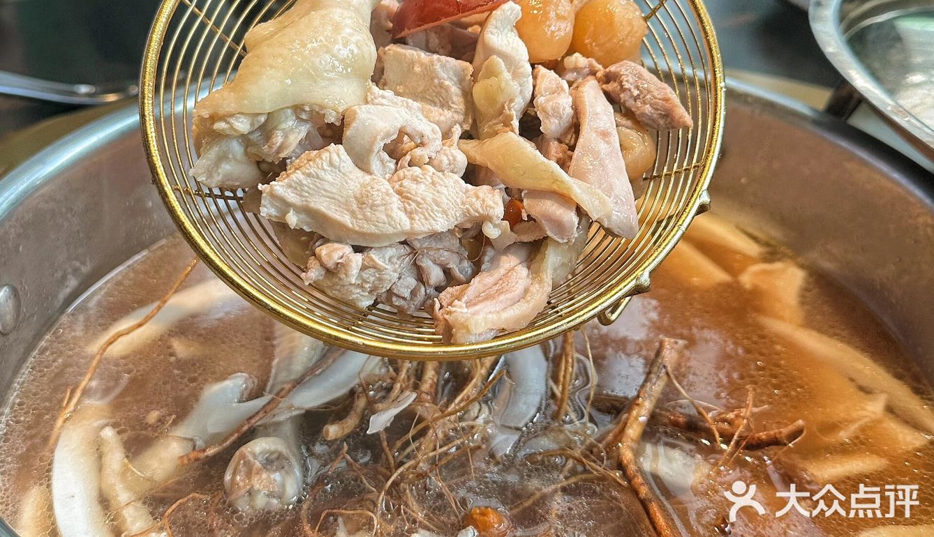 秋天当然要喝五指毛桃椰子鸡汤