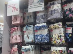 -优衣库(上海金桥太茂店)